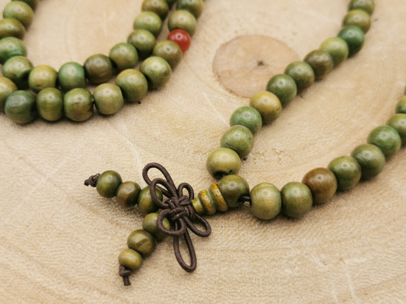 Holz Mala-Kette mit Textil-"Dorje" | 108+1 Perlen, olivgrün